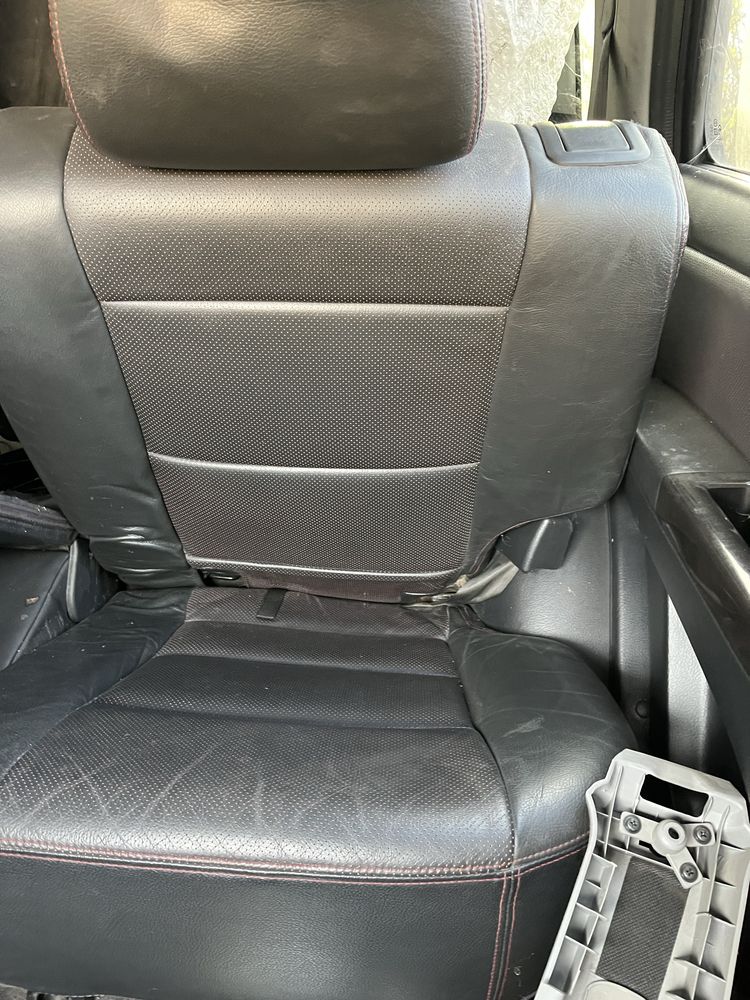 Kia Sorento на части