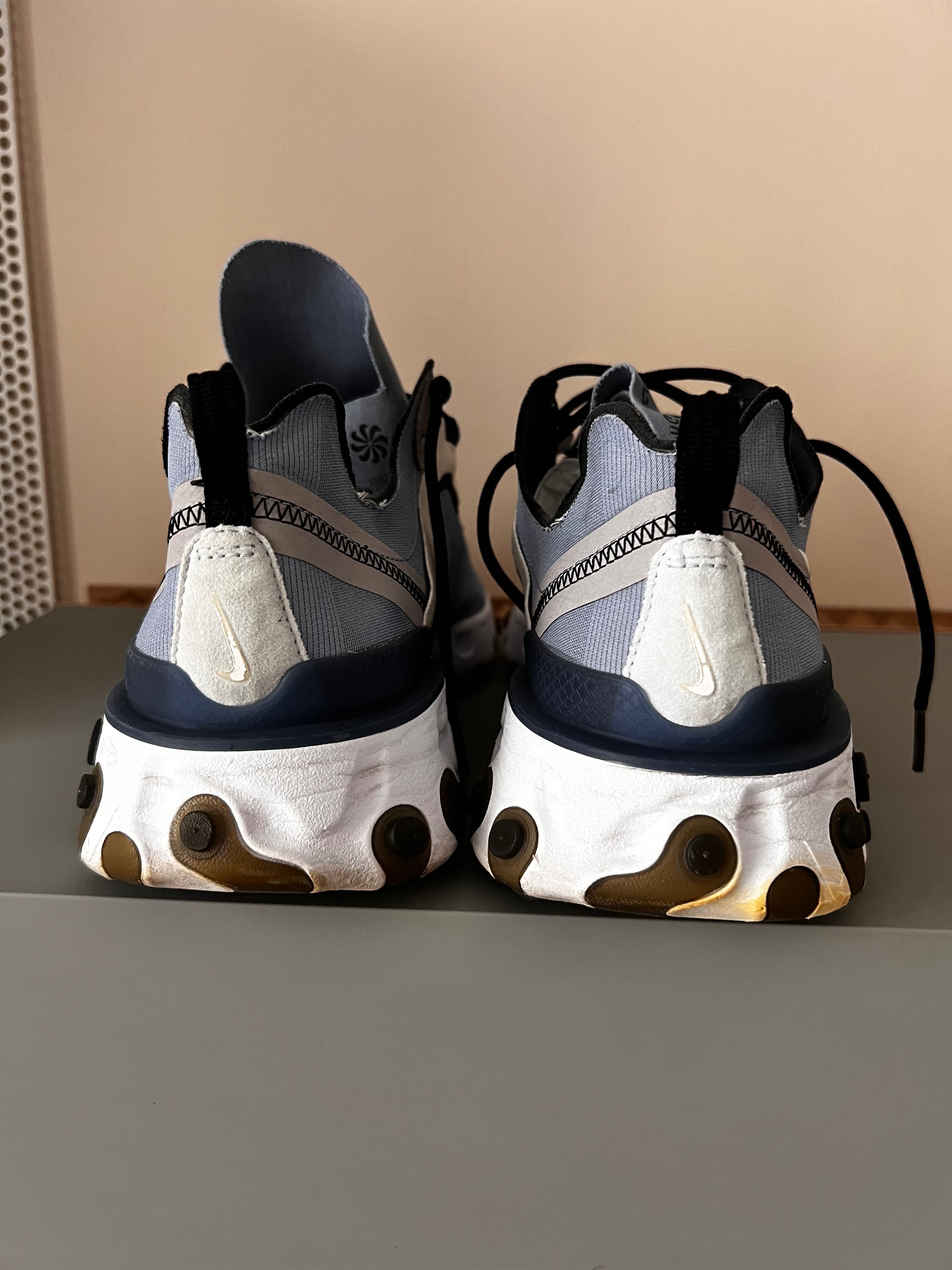 Маратонки Nike Element 55