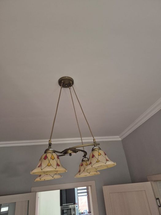 Продам стильные люстры в хорошем состоянии