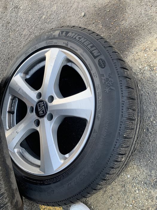 Jante roti VW cauciucuri iarna 235 55 R17 19 Phaeton audi tiguan 5x112