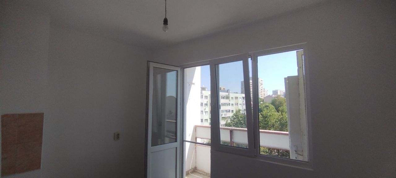 Продава се Едностаен апартамент в Хасково, Бадема - 50 кв.м за 867 €/кв.м - Снимка #4