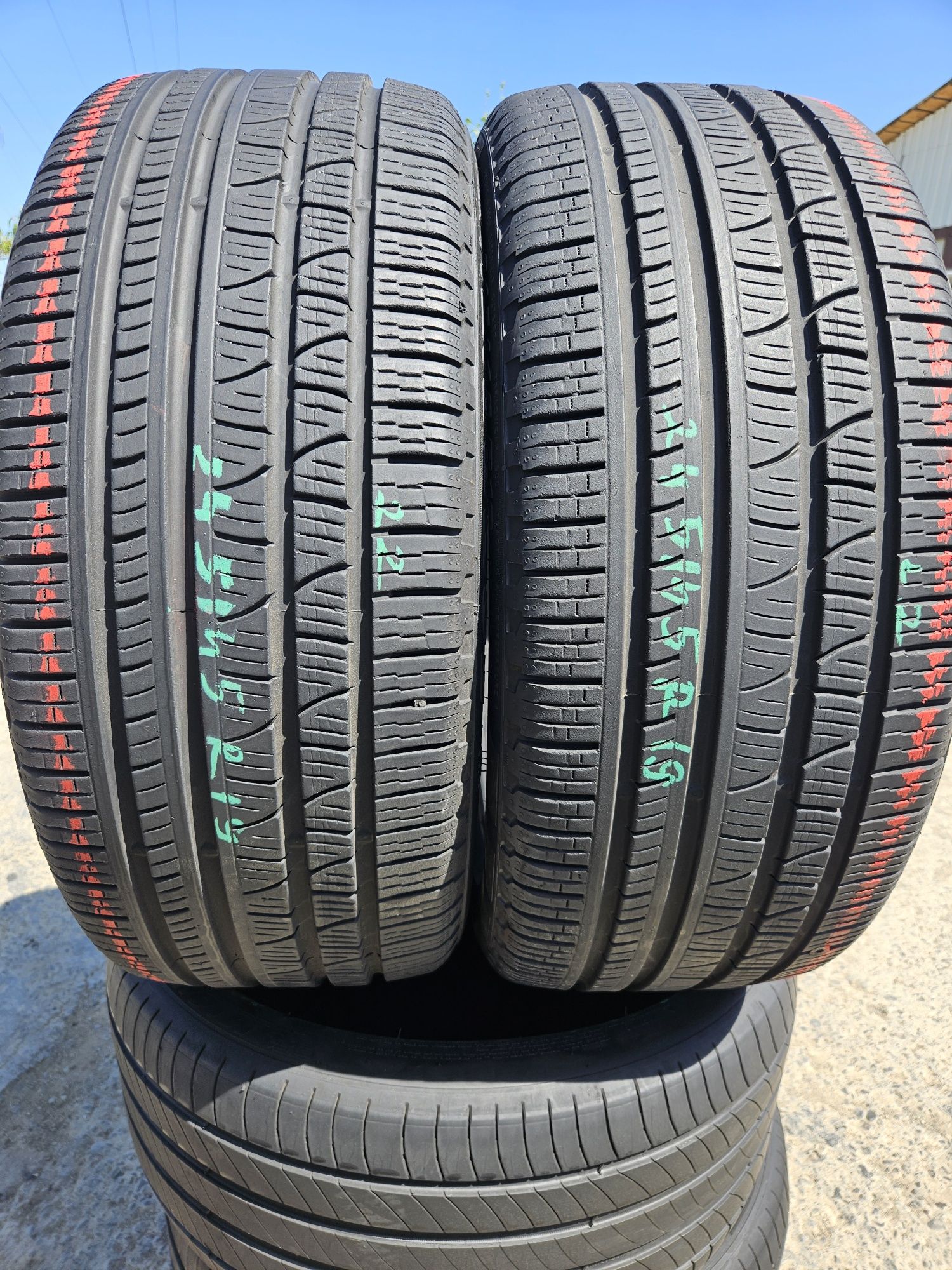 Vând anvelope m+s 245/45/19 245/45r19 PIRELLI