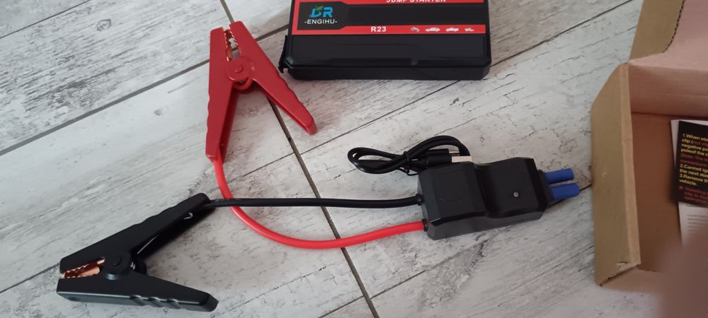 Robot pornire auto/baterie externa