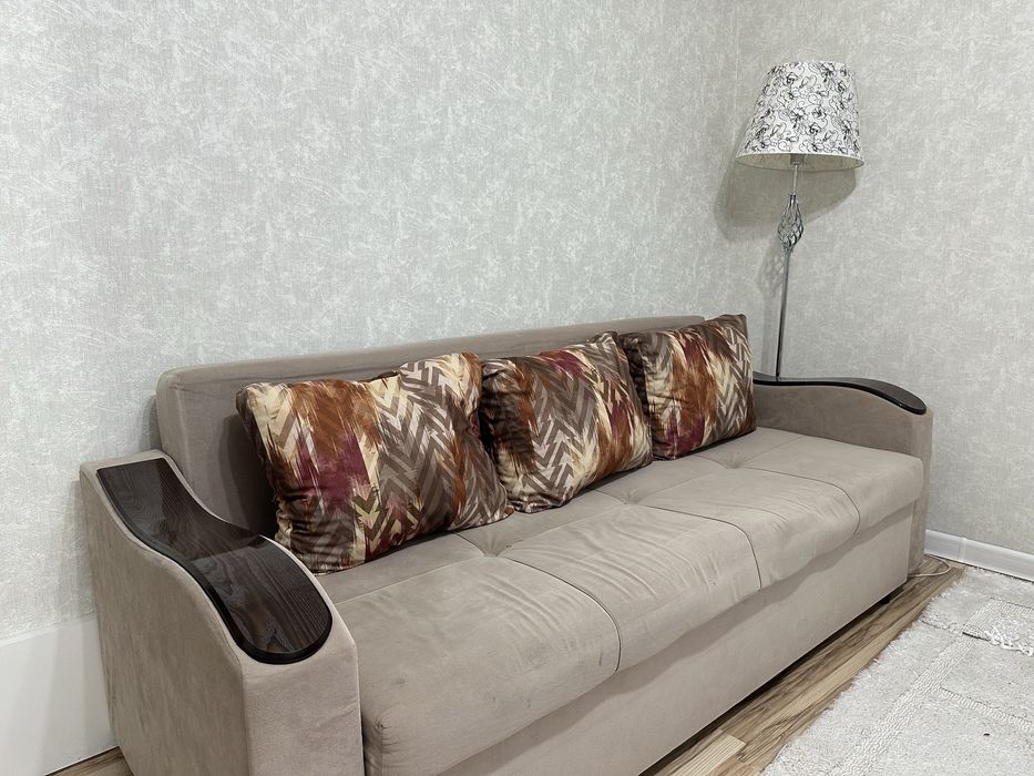 Продам диван в отличном состоянии