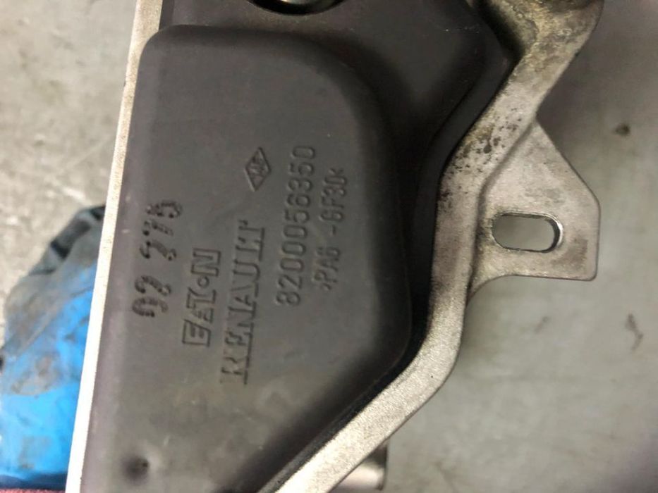 clapeta acceleratie cu egr 2.2 dci renault laguna 2