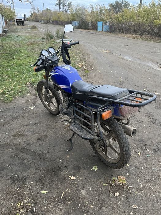 Продам яки 200 куб