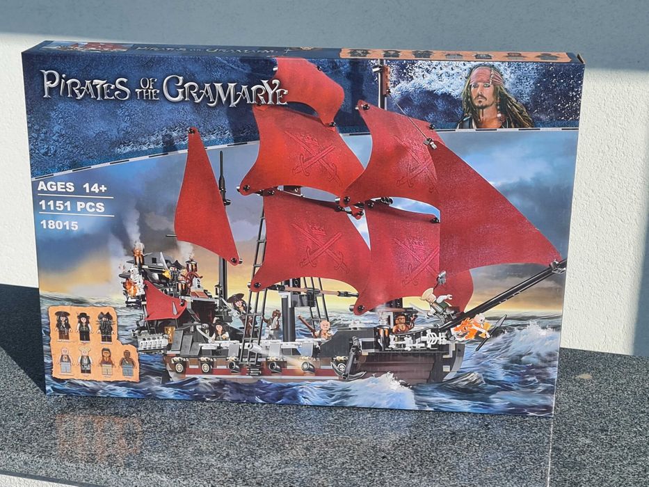 LEGO Pirati 4195: Queen Anne's Revenge