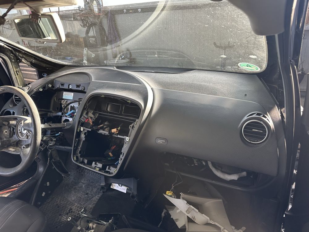 Табло със десен Airbag за Сеат Алтеа