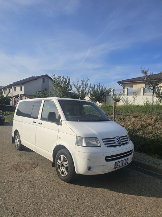 Volkswagen Caravelle 2.5 TDI 174 CP - 2009