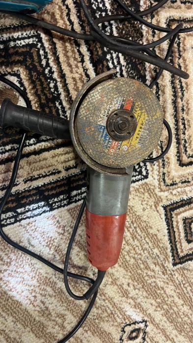 Болгарка рабочая