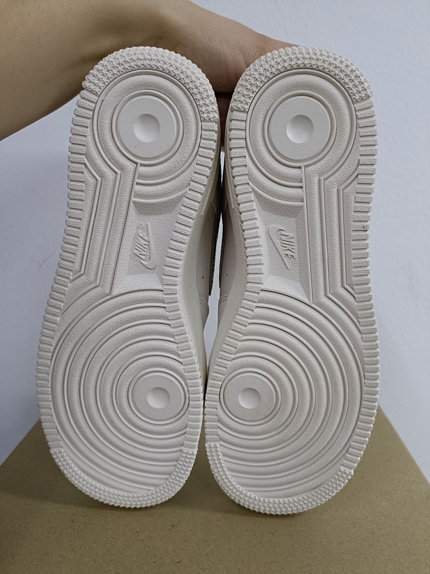 Nike Air Force 1 Low '07 Snakeskin номер 38