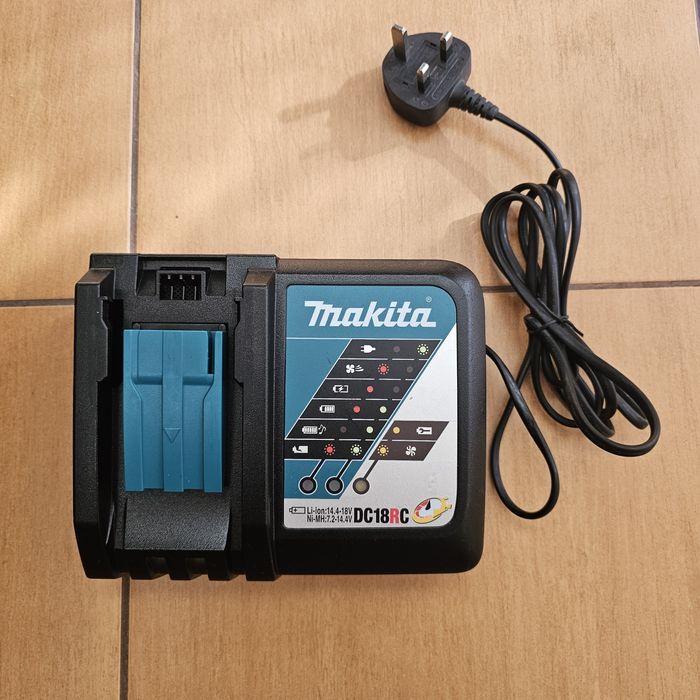 Set Makita,rotopercutor BHR 162,mașina gaurit/inșurubat BDF343