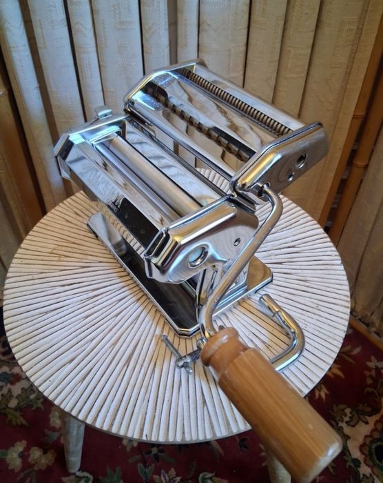 Mașină Imperia inox de făcut tăieței.