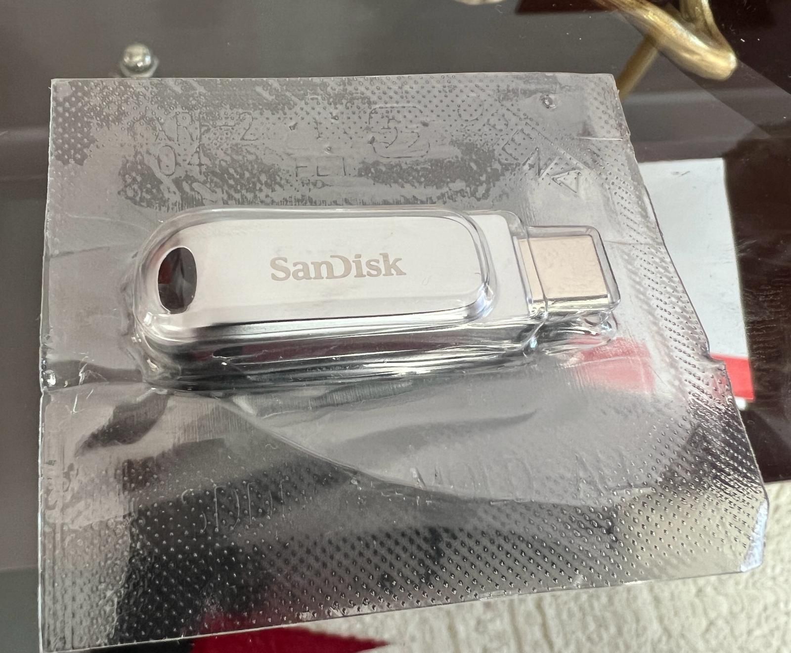 USB SANDISK Ultra Dual Drive Luxe USB 3.1, Type C, 64GB