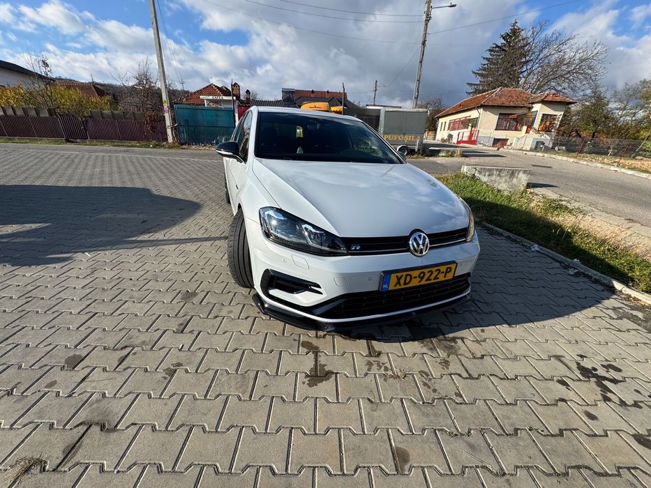 Vw Golf R(7,5) 310 cp, 148.000 km, recent adus!