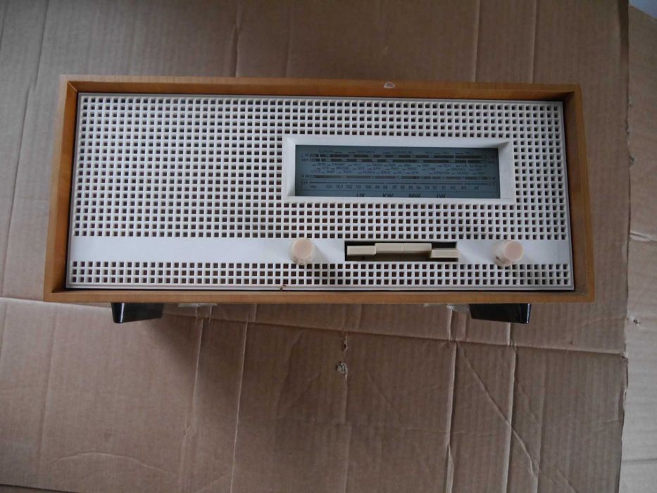 Radio Vitange Radio Neckermann 821Y35 – Funcțional