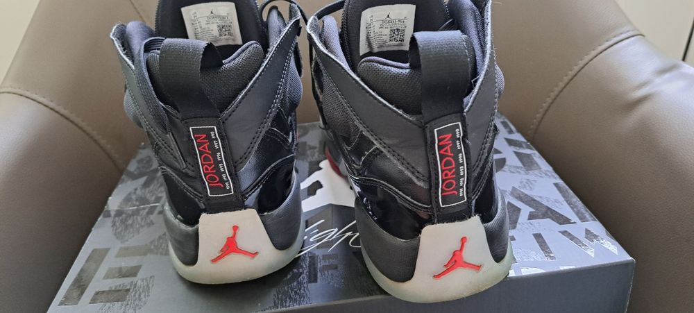 Adidasi Nike Jordan 40