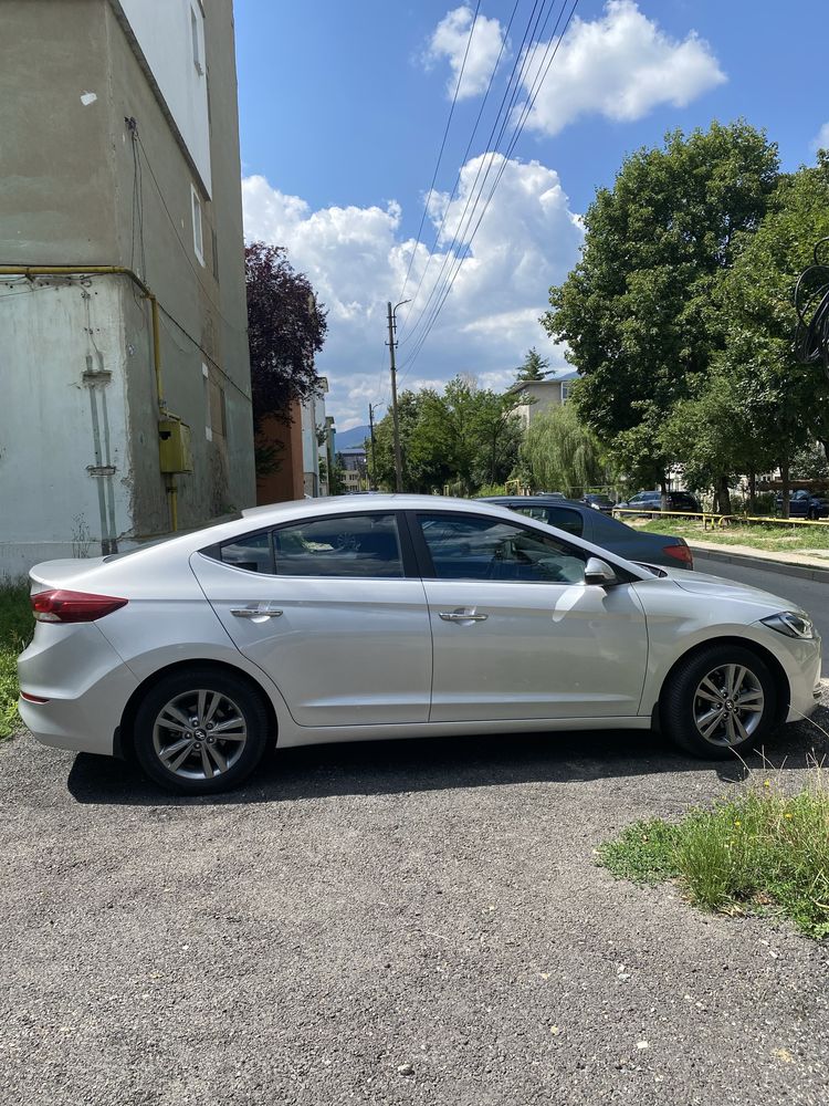 Hyundai elantra ca si Noua 41500 km motor 1600 Diesel