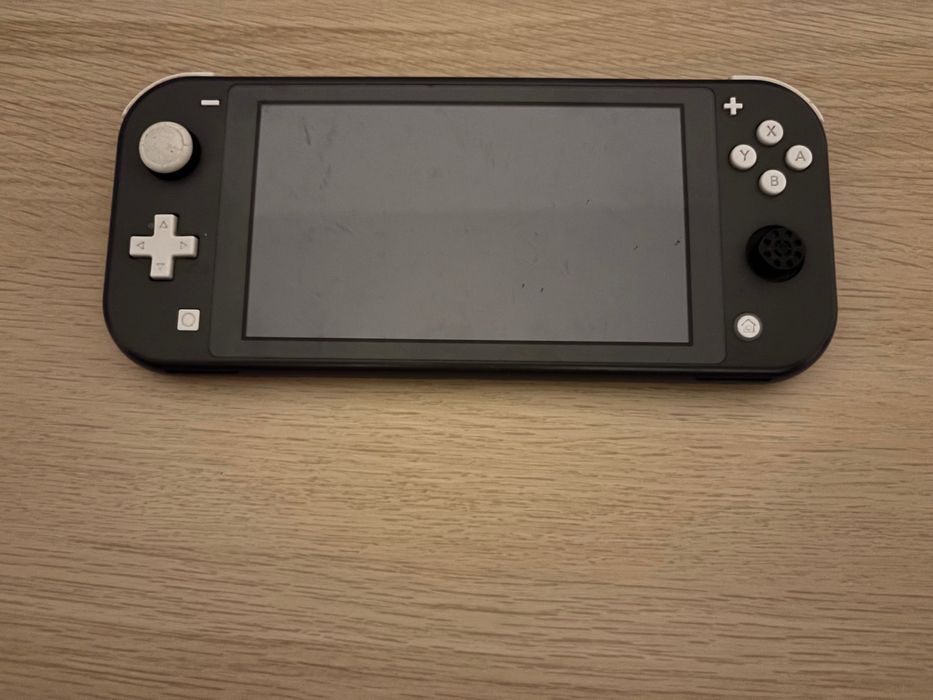 Nintendo Switch сиво