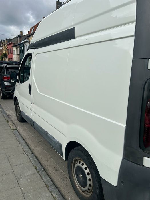 Duba Opel vivaro