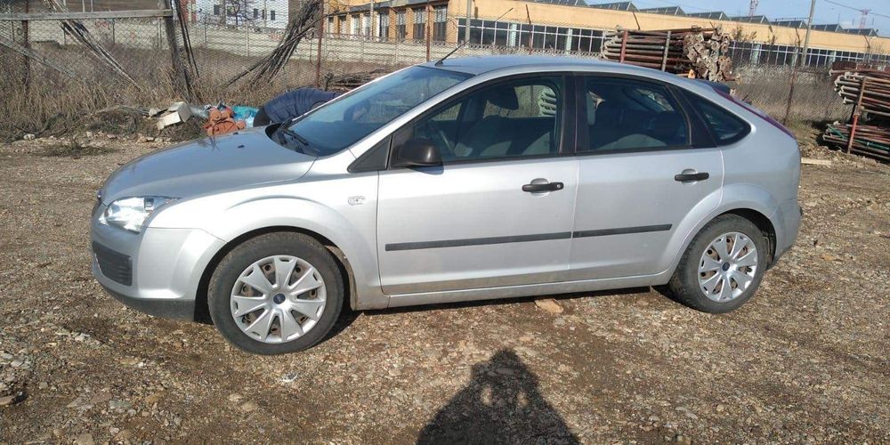 Vând Ford focus 1.8 Diesel