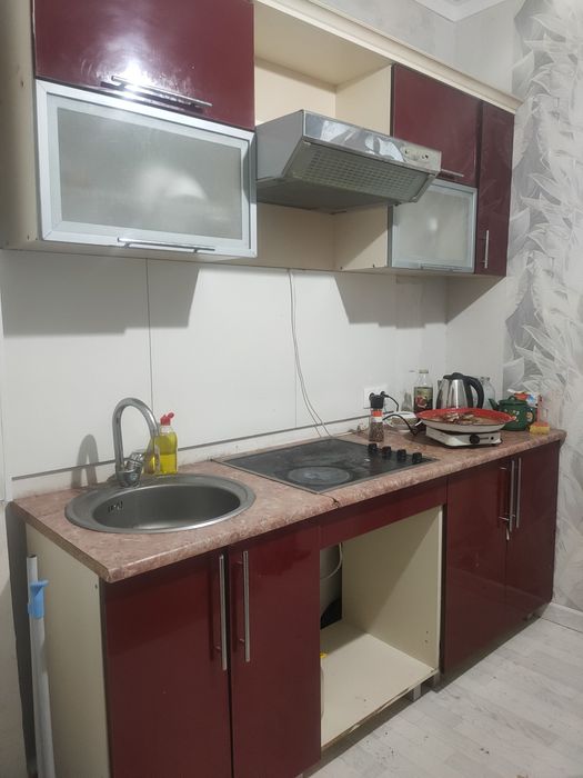 Кухонный гарнитур б.у