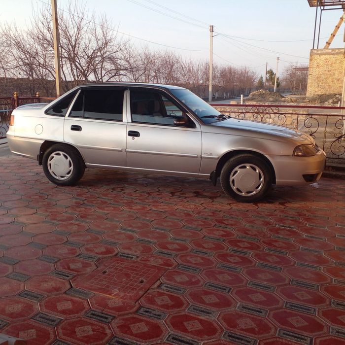 Nexia 2 1.6 sotiladi 2014