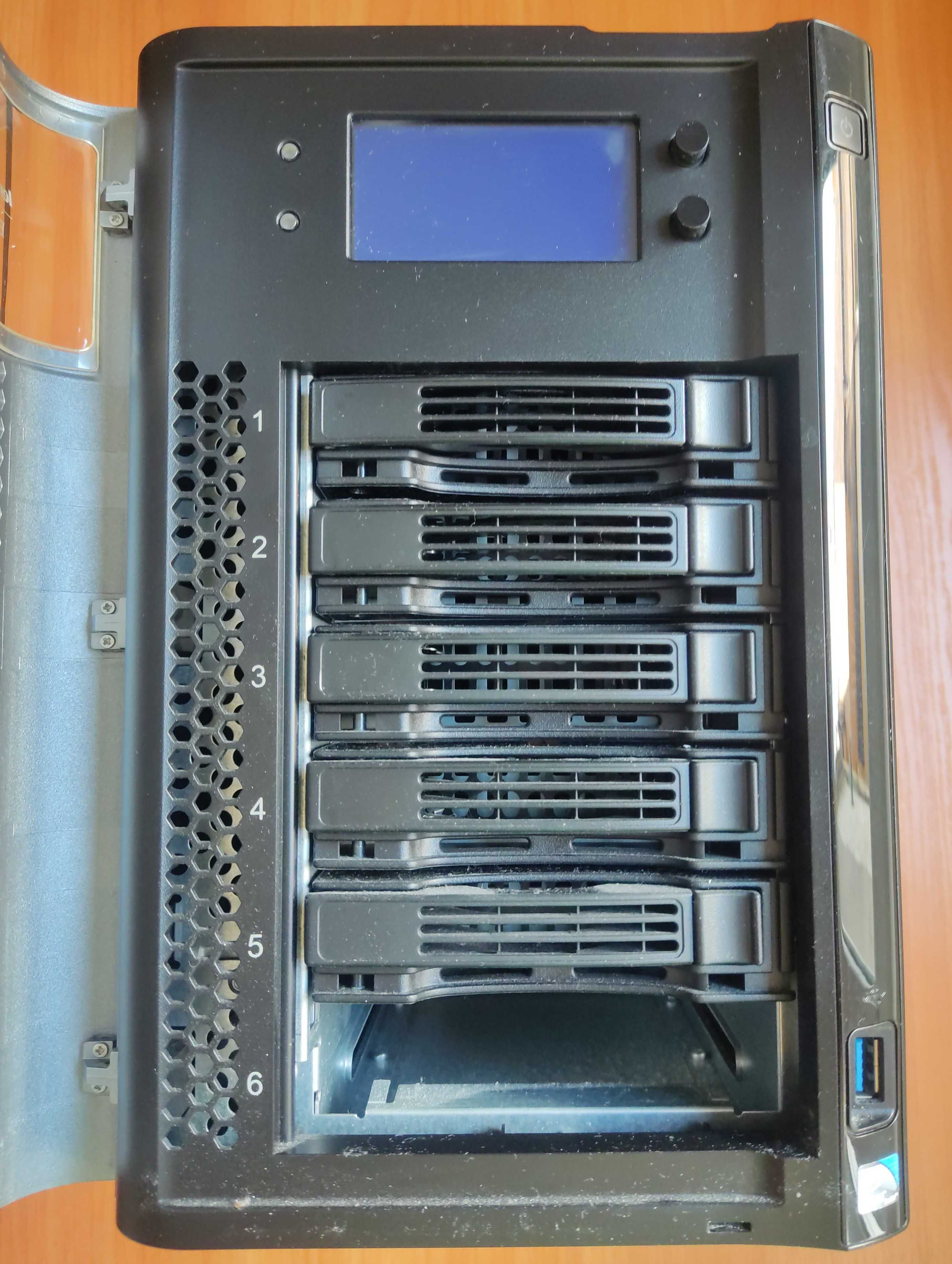 Сторидж NAS Storage Lenovo EMC