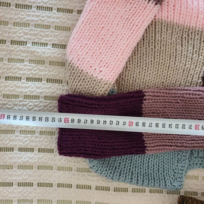 Дамски плетен пуловер