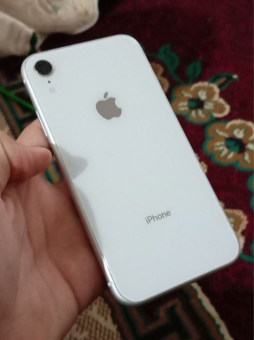Iphone xr satiladi