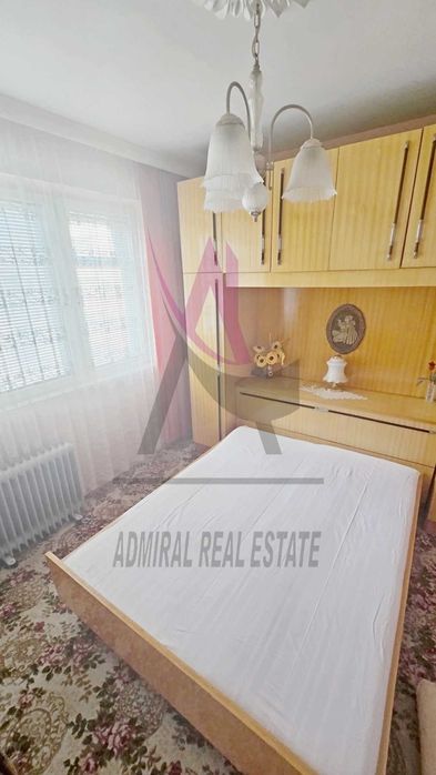 Атрактивна Цена и Локация! Четиристаен- Червен Площад