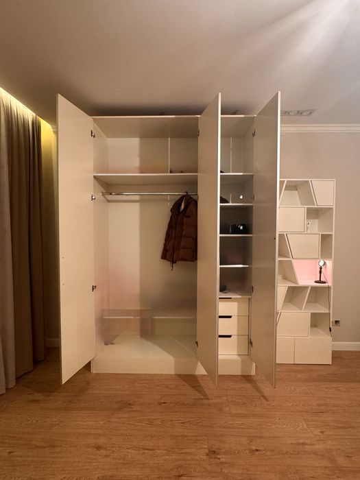 Продаю два шкафа по 40к