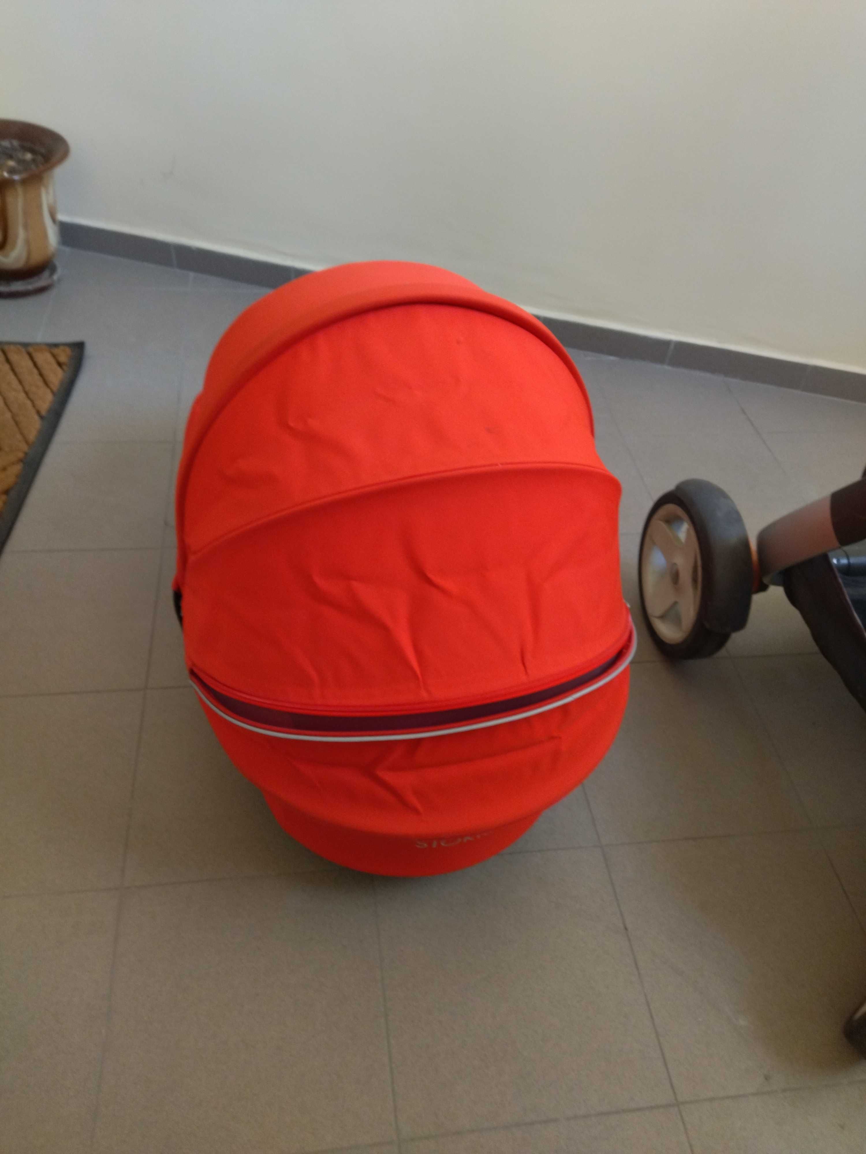 Бебешка количка Stokke