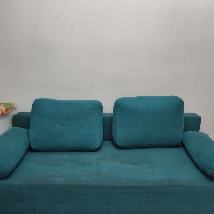 Продам диван для дома