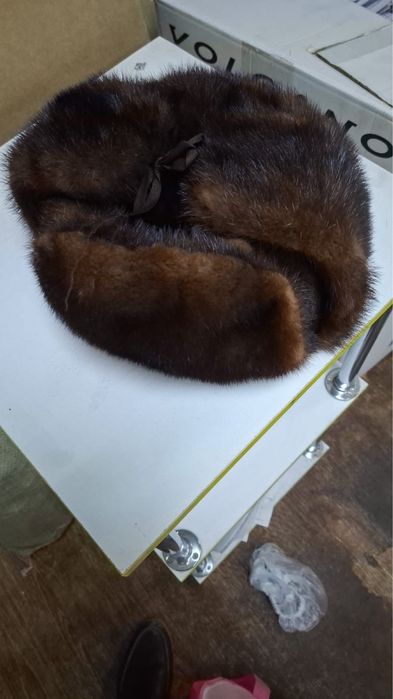 Продам норковую шапку