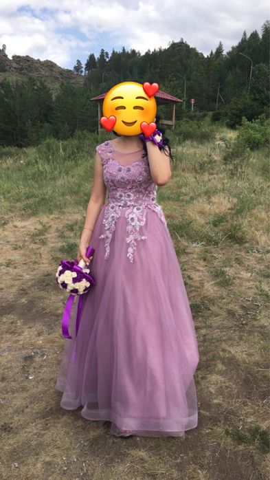 Вечернее нарядное платье