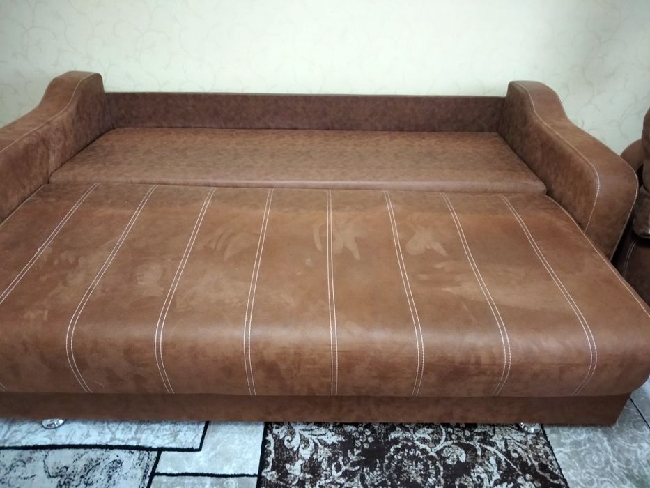 Vând canapea extensibila