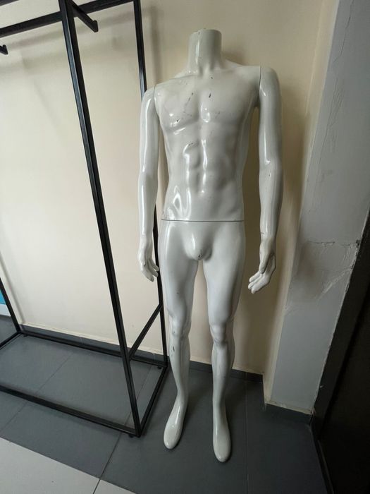 Манекен мужской даром