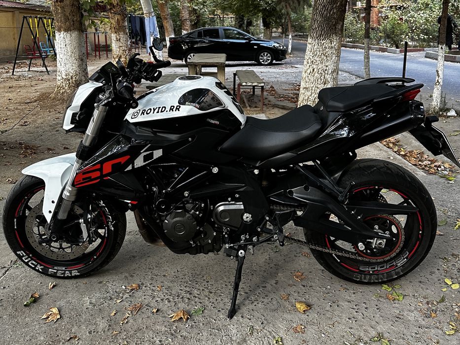 Стрит Мотоцикл Benelli TNT 600i restyling Italy последняя версия