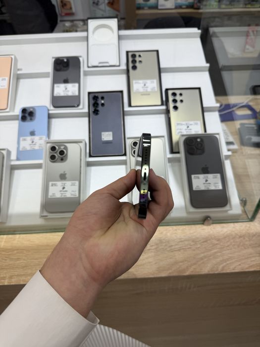 Iphone 13 pro max ideal holatda