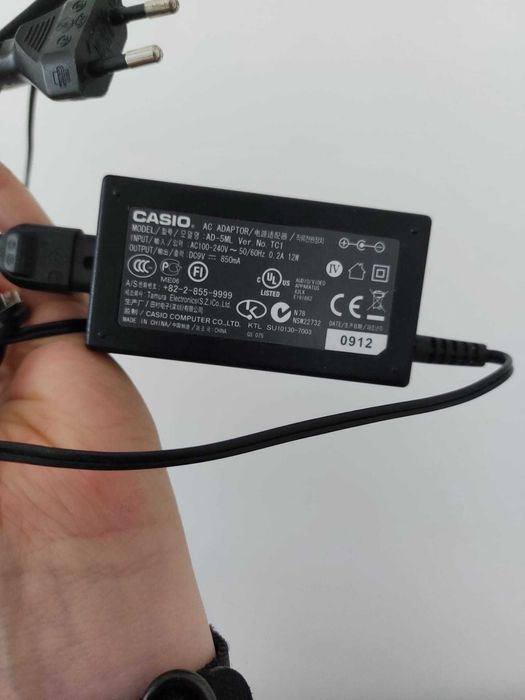 Casio CTK‑900 – Orgă electronică 61 clape, MIDI, stare excelentă