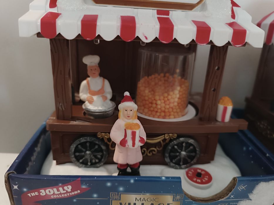 Нова светеща коледна украса .Различни модели.