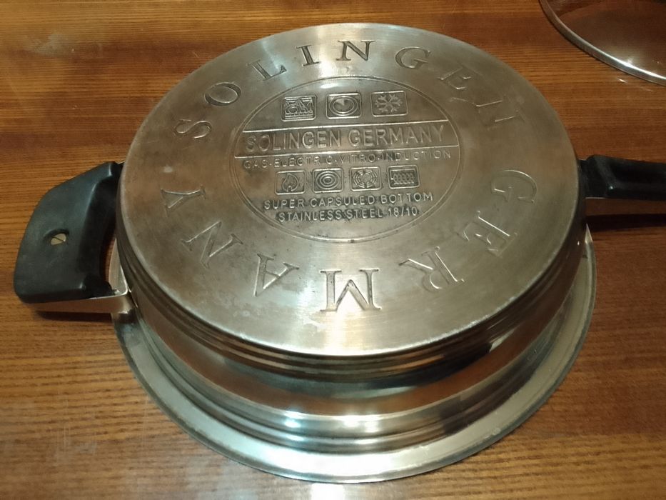 Продам .Сковорода вок .