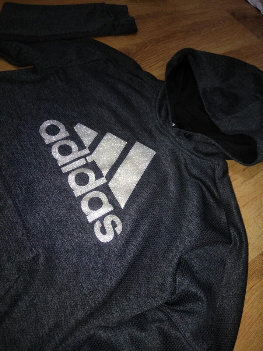 Hanorac damă Adidas Climawarm cu sclipici mărimea M