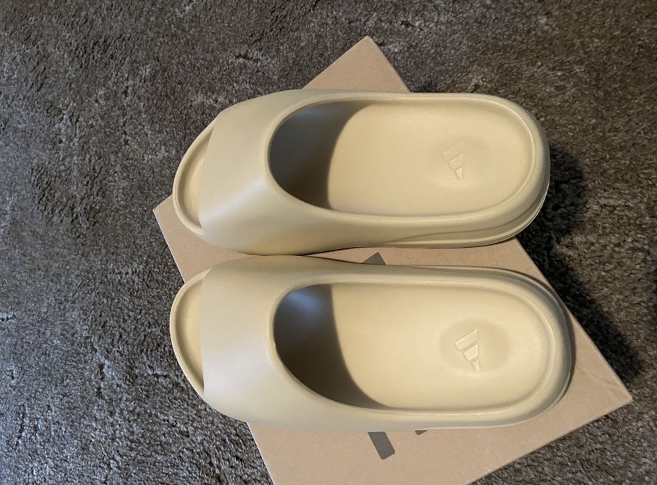 Yeezy Slides (papuci,slapi) m43 TOP!!!