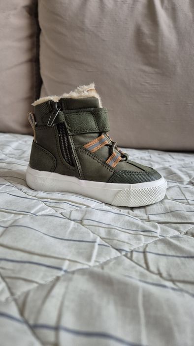 Детски боти размер 21