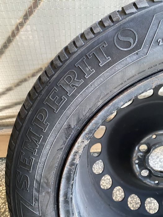 Гуми michelin semperit с джанти 16 цола 205 60 16 свалени от мерцедес