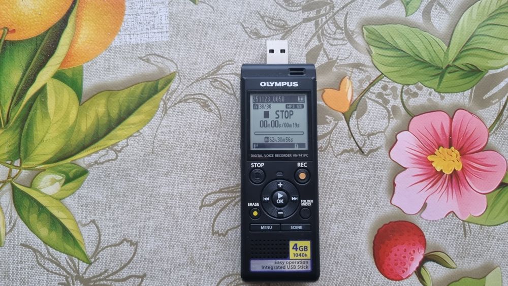 Olympus vn 741pc reportofon