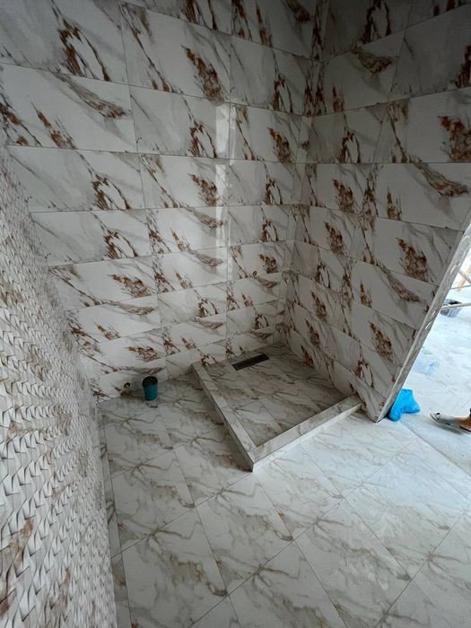 Kafel terish xizmatlari ( dushavoy, zina, sauna oshxona va devor polga