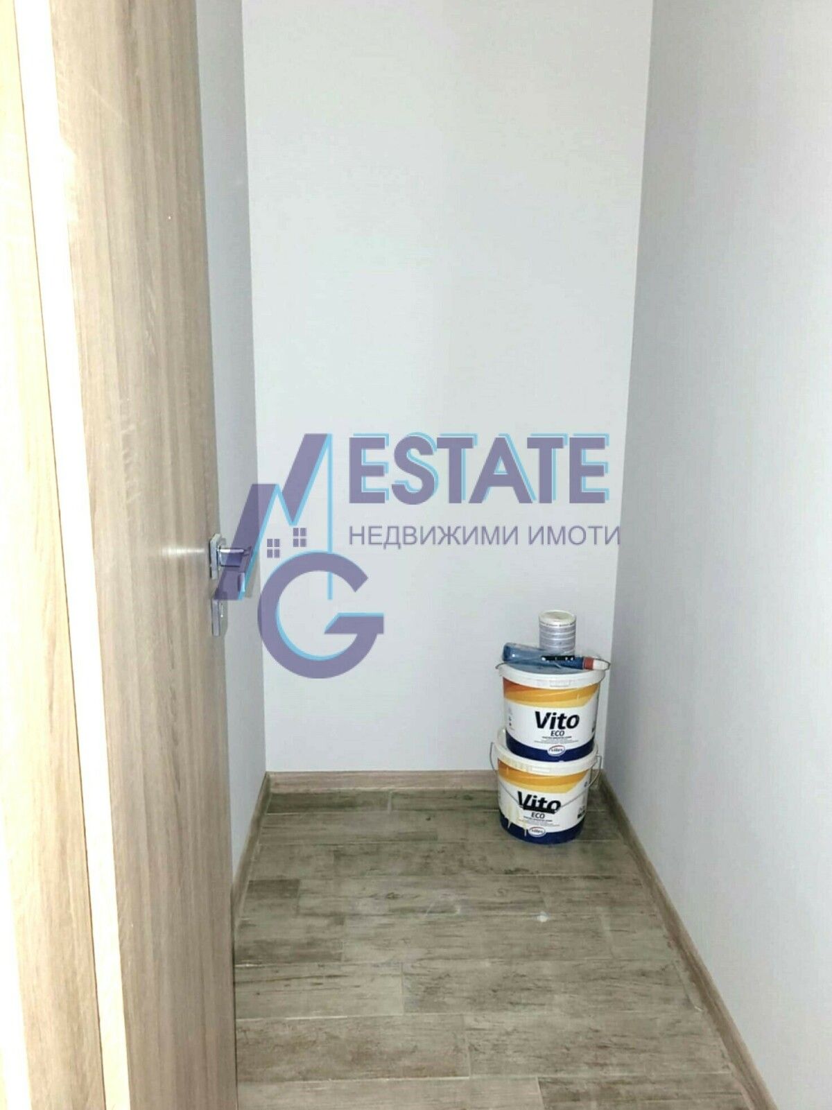 Тристаен апартамент в гр. София, жк. Зона Б-19